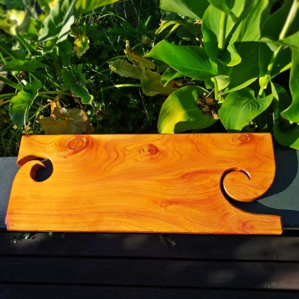 Macrocarpa serving board - Image 3