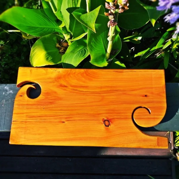 Macrocarpa serving board - Image 2