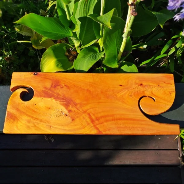 Macrocarpa serving board - Image 2