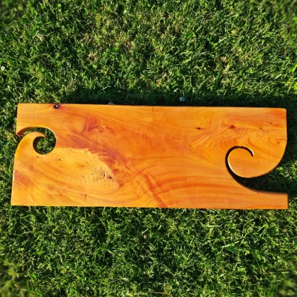 Macrocarpa serving board - Image 4