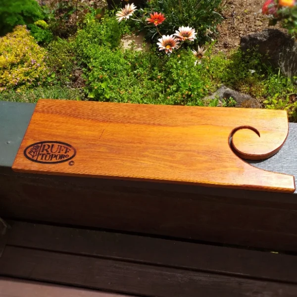 Rimu serving board