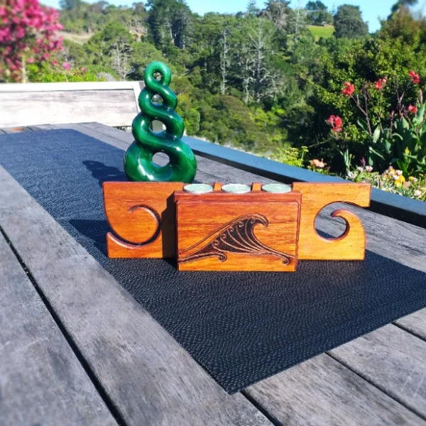 Rimu candle holder - Image 2