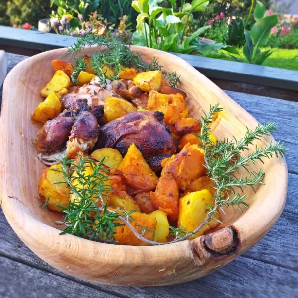 Rustic Totara dough bowl - Image 8