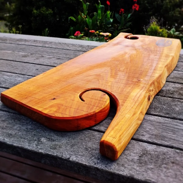 Large rustic chopping board - Image 4