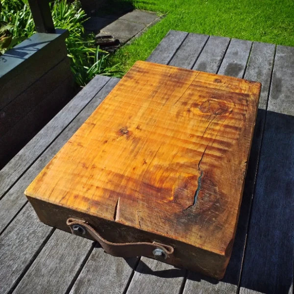 XL rustic chopping block - Image 3