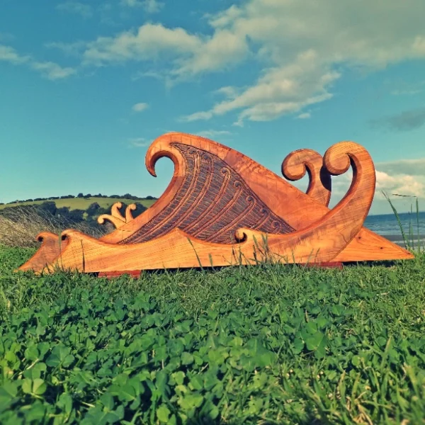 Surf Sculpture "Ki te Ngaru" - Image 3