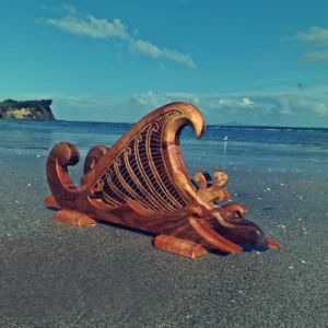 Surf Sculpture "Ki te Ngaru"