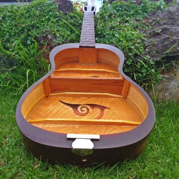 Guitar shelf - Image 5