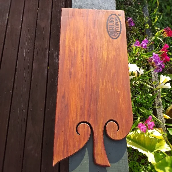 Rimu serving board
