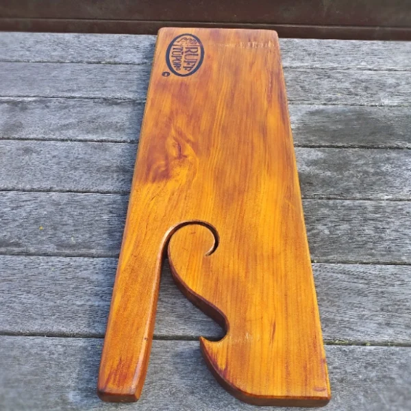 Rustic Kauri chopping board - Image 2