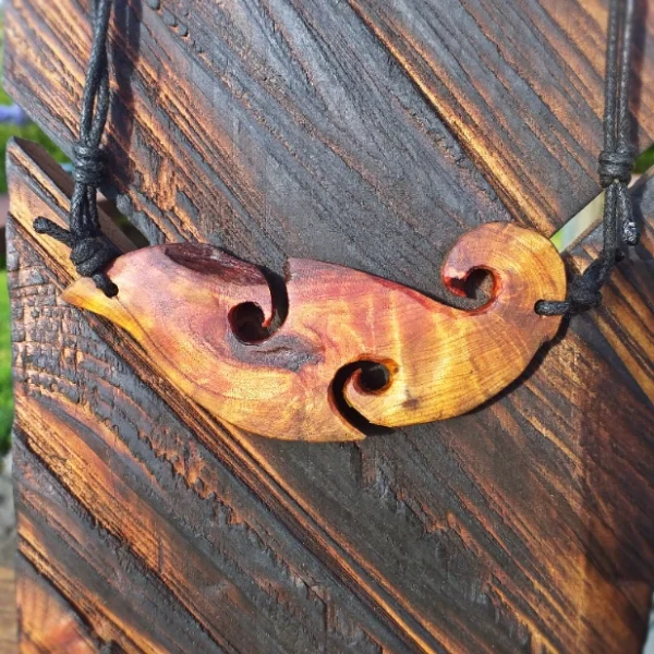 Rustic macrocarpa breastplate - Image 2