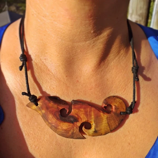 Rustic macrocarpa breastplate - Image 5