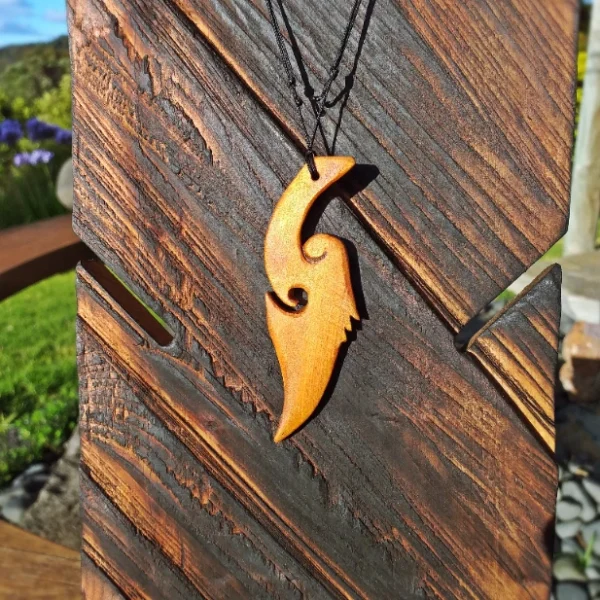 Native Kauri pendant - Image 4