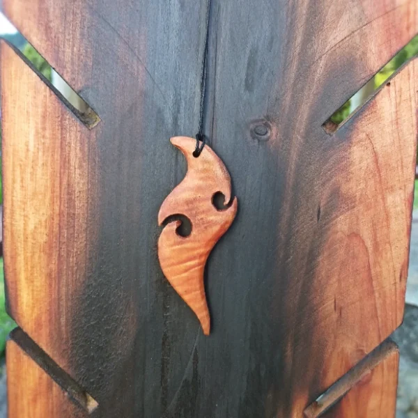 Macrocarpa pendant - Image 3