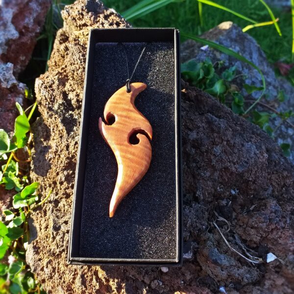 Macrocarpa pendant - Image 2