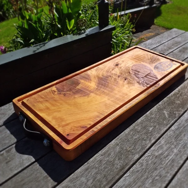 Large rustic chopping block - Image 2