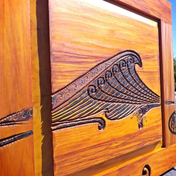 Rimu "wave" wall art - Image 3