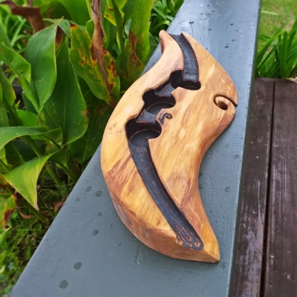 Rustic Totara candle holder - Image 4