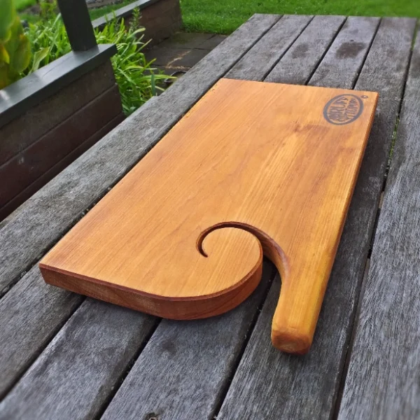 Rustic Kauri chopping board - Image 2