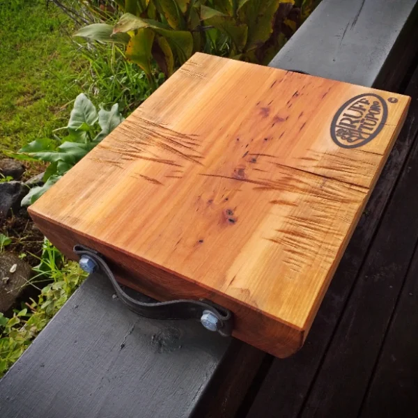 Rustic Totara chopping block - Image 4