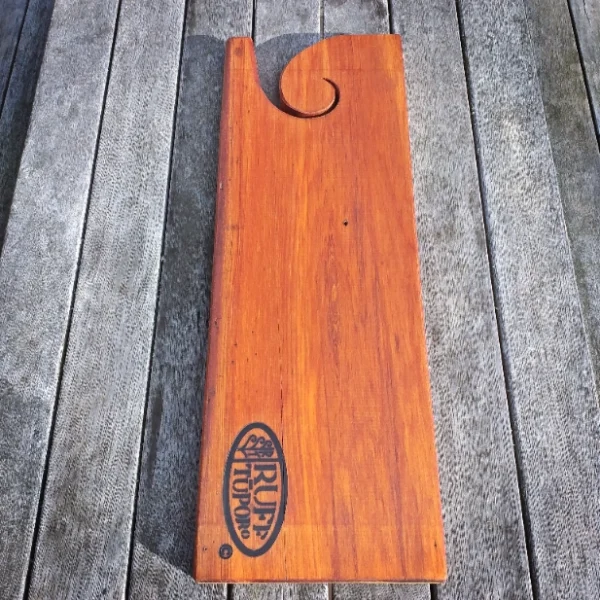 Rustic Kauri chopping board - Image 2