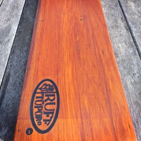 Rustic Kauri chopping board - Image 7