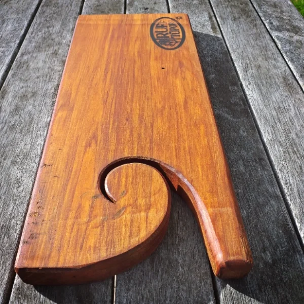 Rustic Kauri chopping board - Image 4
