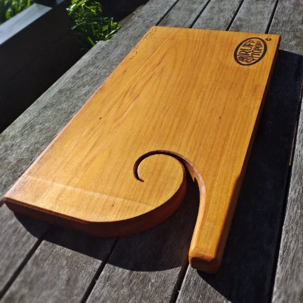 Rustic Kauri chopping board - Image 4