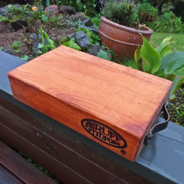 Chunky rustic chopping block - Image 2
