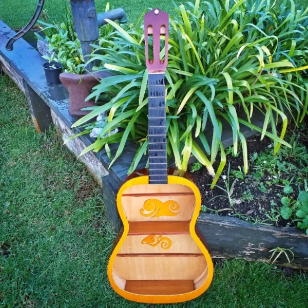 Hanging guitar shelf - Image 6