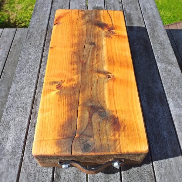 Chunky rustic chopping block - Image 3