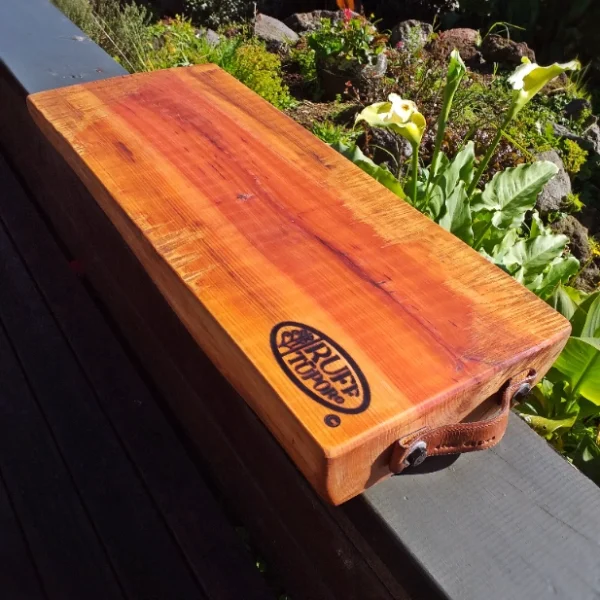 XL rustic Totara chopping block - Image 5