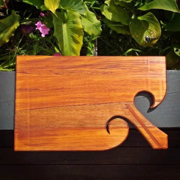 Rimu serving board - Image 5