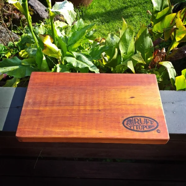 Native Kauri chopping board - Image 3