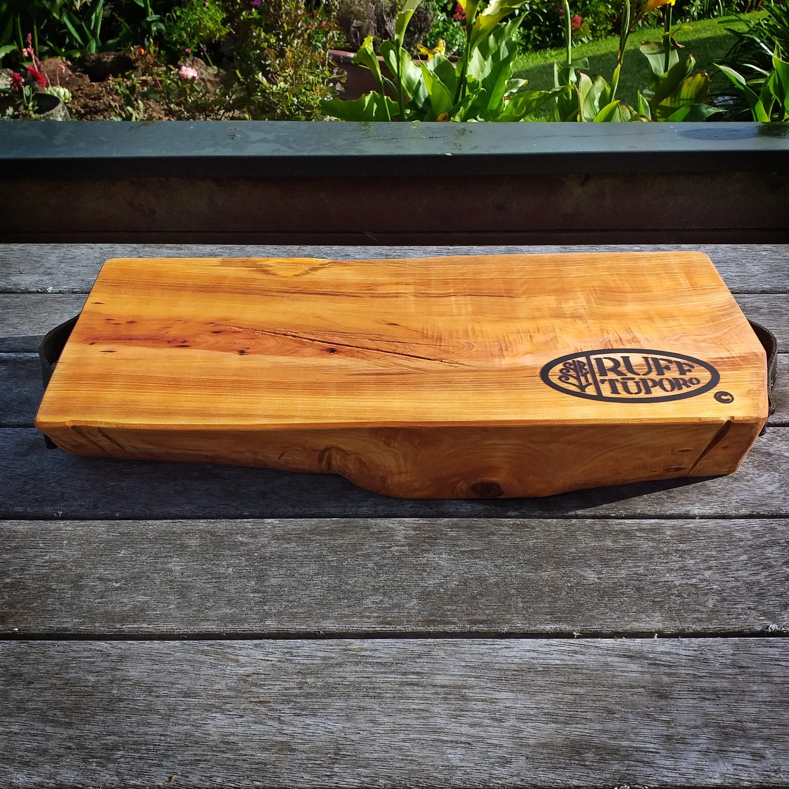 Rustic Totara chopping block - Image 4