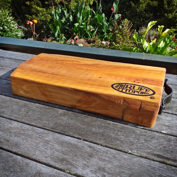 Rustic Totara chopping block - Image 5