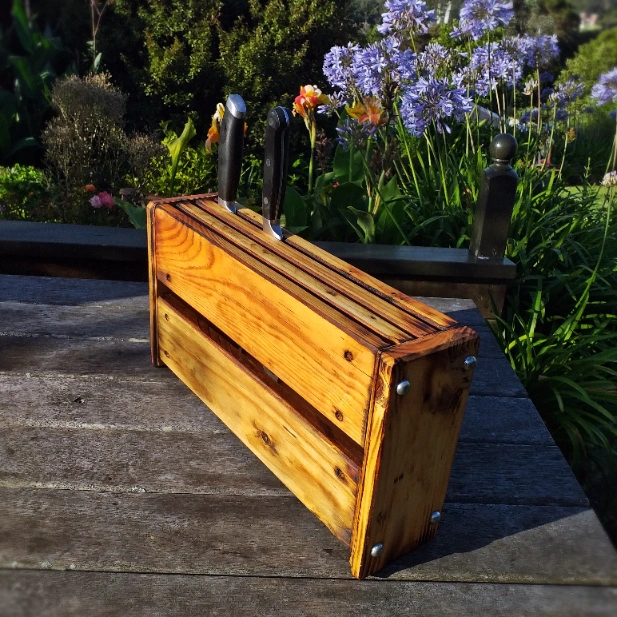 Rustic knife Block - Image 5